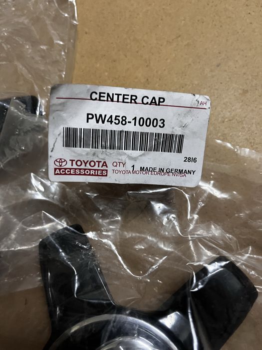 Оригинални капачки за джанти за Toyota C-HR / нови