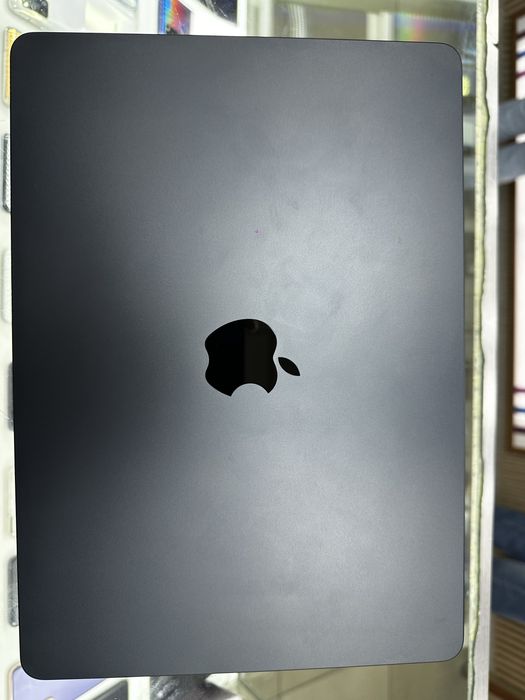 Macbook Air 13. M2 16/256