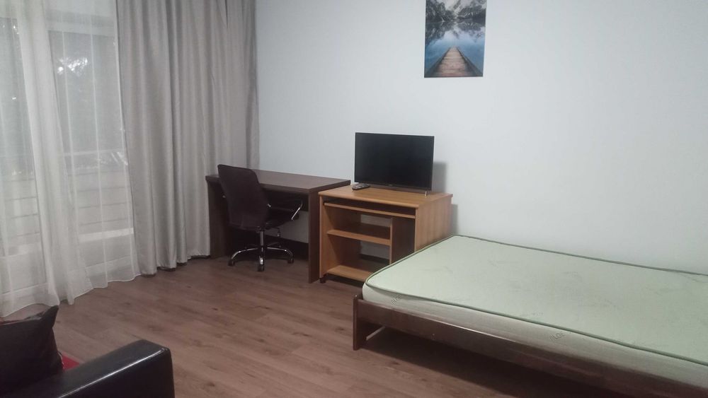 Închiriez apartament 2 camere