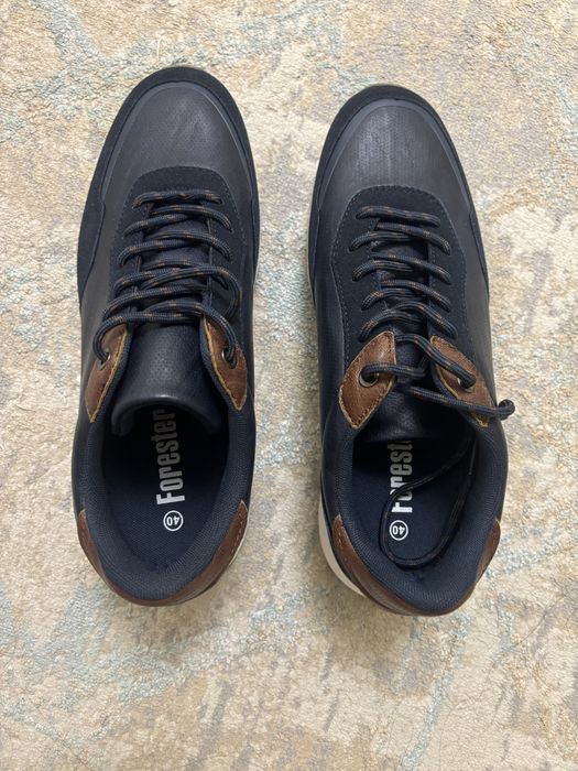 Кросовки  новые