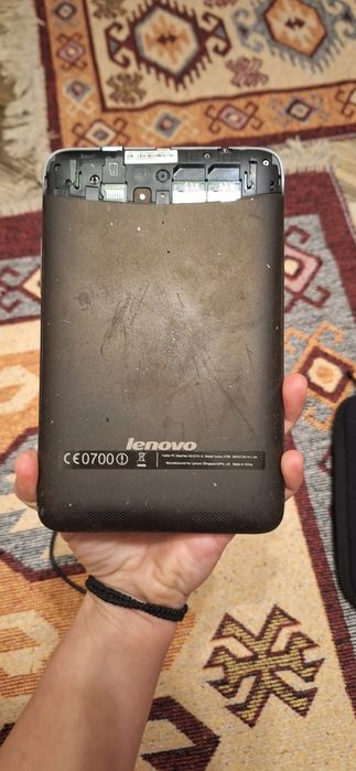 Tableta lenovo cu cartela fara capac