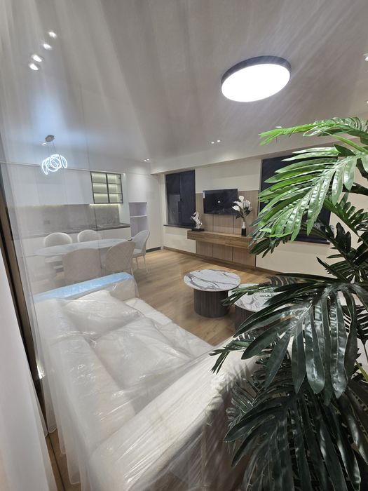 Lux kvadtira  arenda