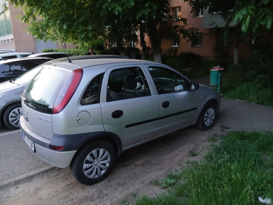 Opel corsa c 2001 1.2 benzină inmatriculat