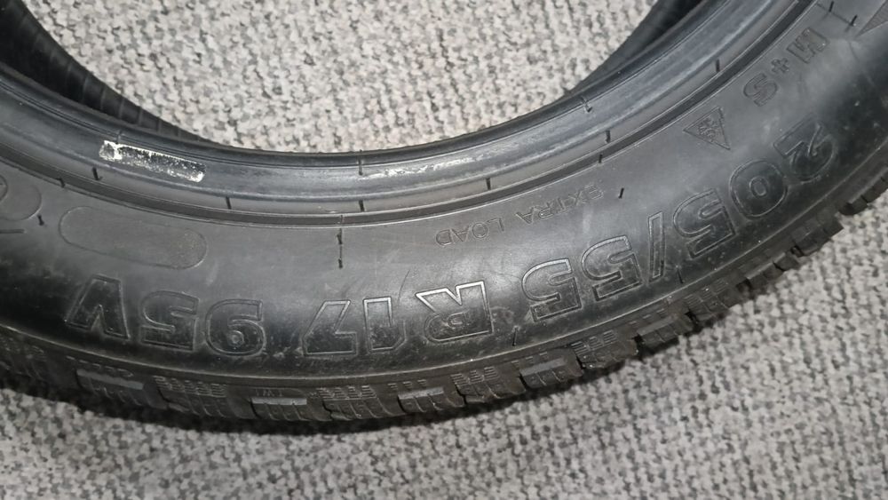Vând 205/55 r 17