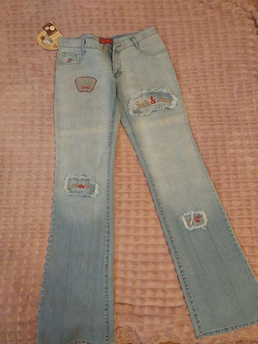 Джинсы.  Все за 1500т