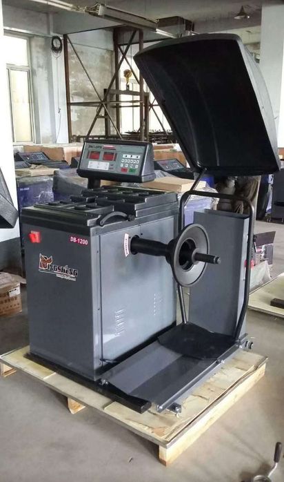 Balansirovka  Shinomantaj gruzavoy разбартопка Балансировочный стенд