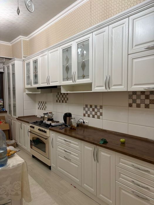 Кухня шкаф сатылады