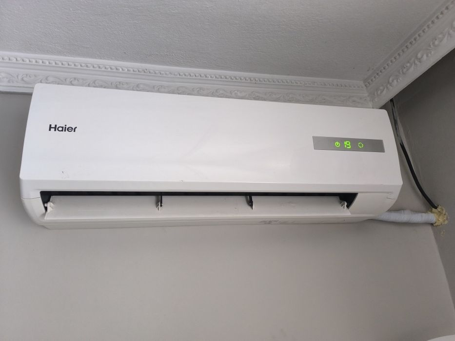 Климатик HAIER 12 INVERTOR .