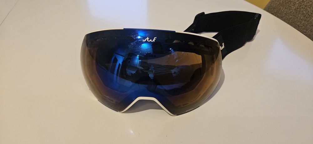 Ски каска Алпина, ски очила Stuf