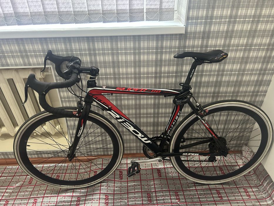 Корейский спортивный шоссейный велосипед