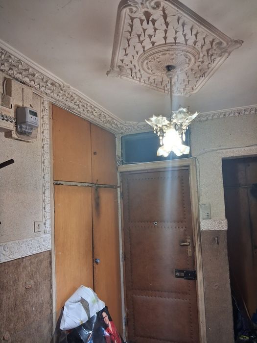 Proprietar ,Berceni ,spital Bagdasar Arseni ,3 camere cu 2 bai , an 1982