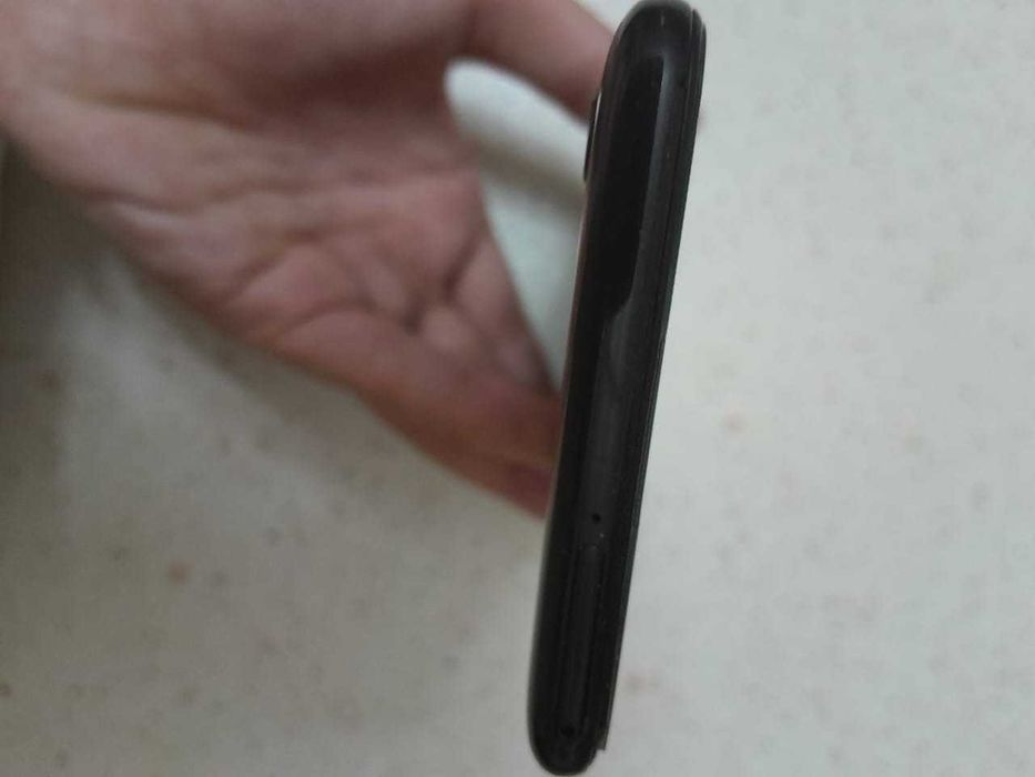 Huawei P smart2019 және наклейкамен