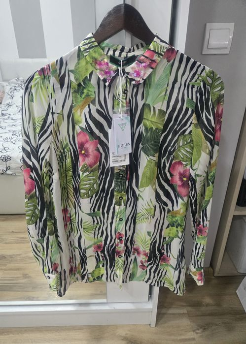 Guess риза с етикет