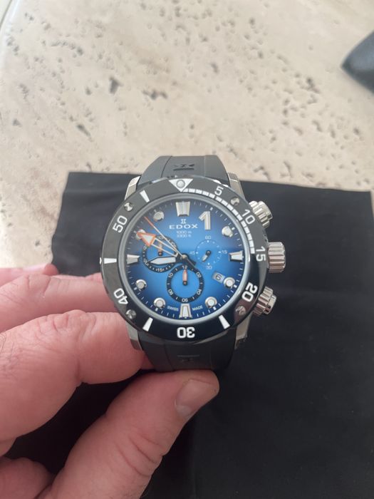 Часовник EDOX 01
