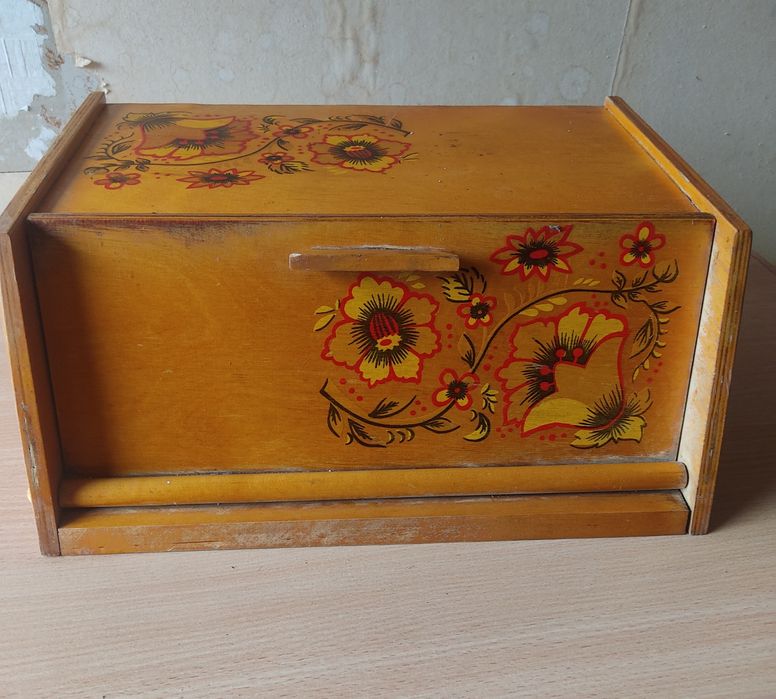 Продам хлебницу СССР .