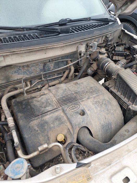 Vând motor 2.0 disel Land rovar freelander 1998-2000.