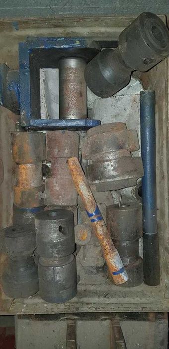 Masina roluit tevi, hidraulica, trifazica, 0,75 kw, 12 T forta