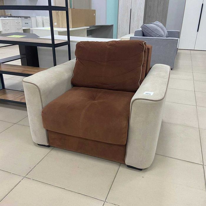 Кресло БУ с бельевым ящиком. В хорошем состоянии!