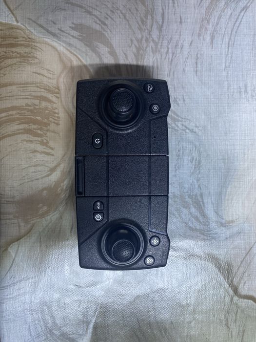 Drona model QuadronX