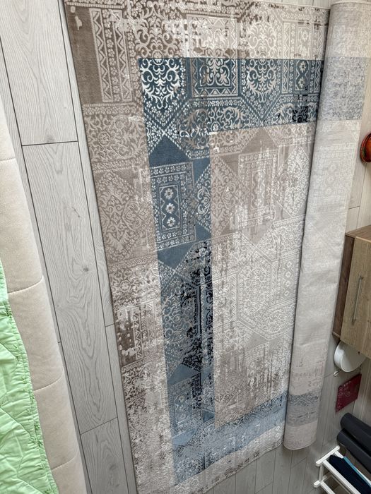 Продам ковер в отличном состоянии