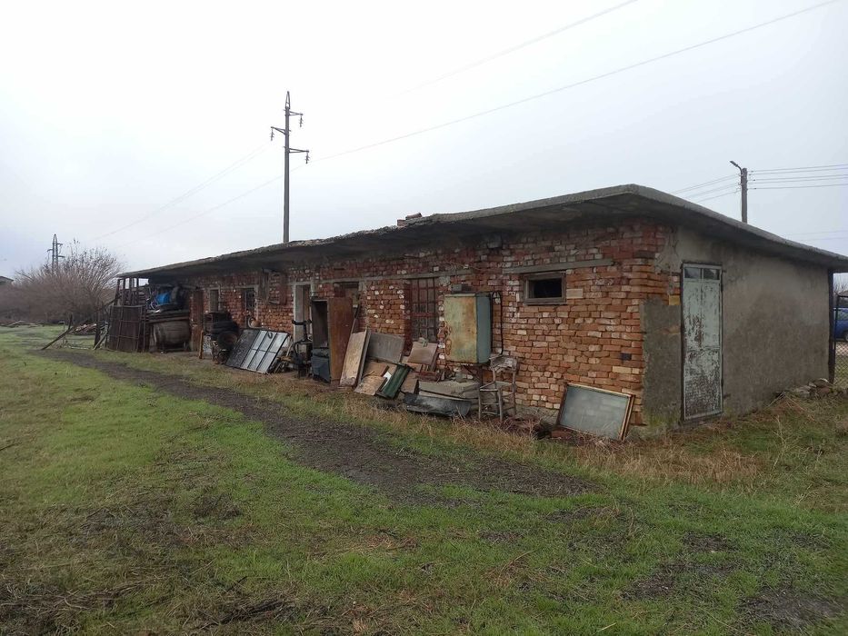 Продава се Склад в Добрич, Автогара - 100 кв.м за 600 €/кв.м - Снимка #3