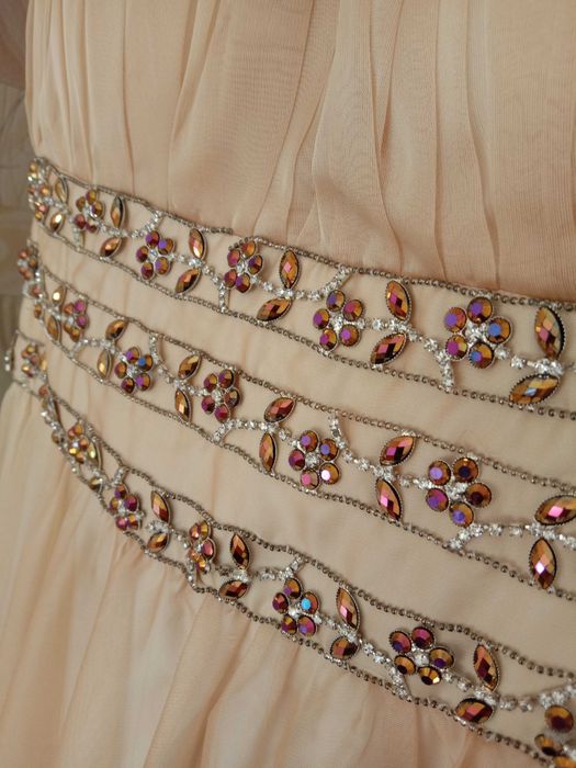 Платье на выпускной или праздник