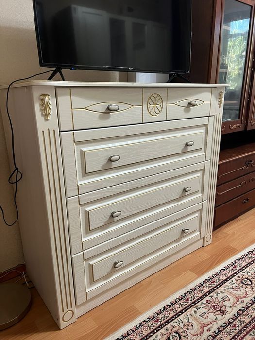 Спальный гарнитур