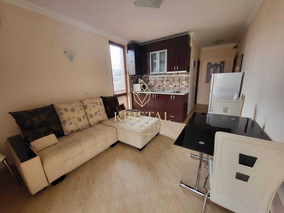 Продава се Едностаен апартамент в Свети Влас - 38 кв.м за 1527 €/кв.м - Снимка #1