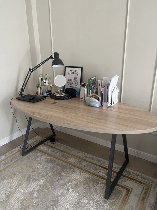 Обеденый стол от IKEA