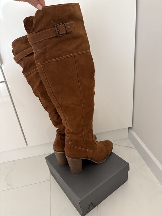Кафяви ботуши над коляното велур