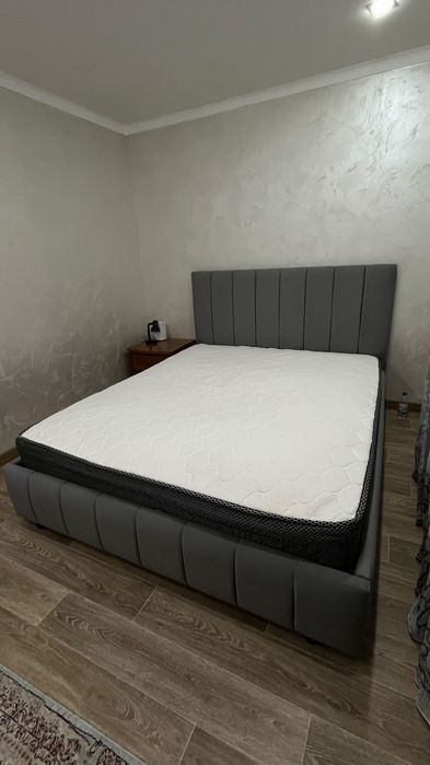 Продам двухспальную кровать