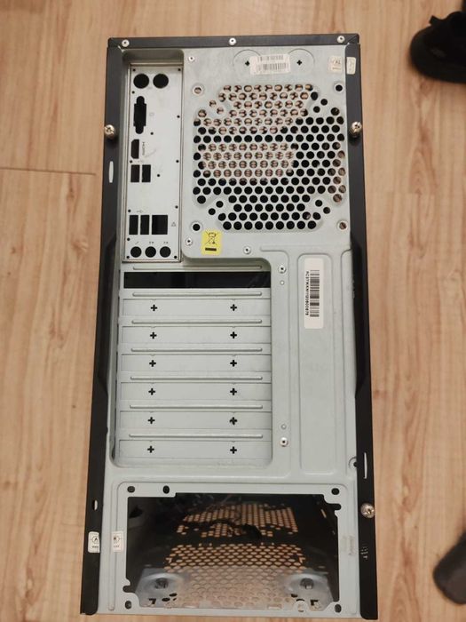Корпус Cooler Master Mid Tower ATX