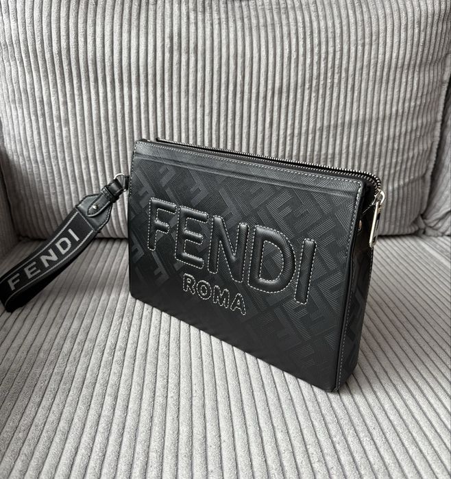 Оригинална Мъжка Чанта Fendi