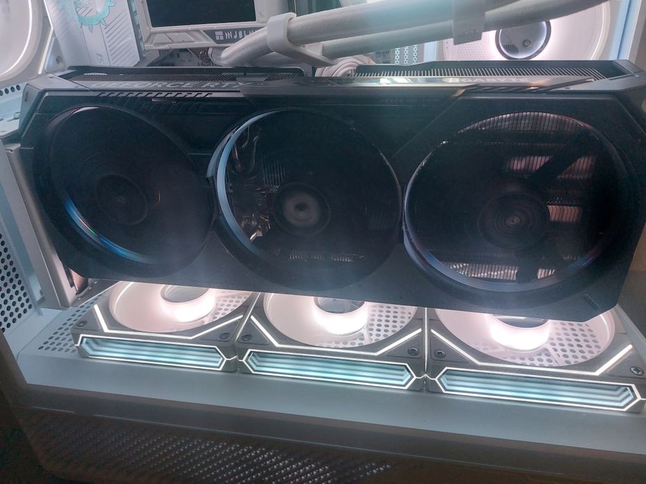 Rtx 5080 gigabyte gaming oc. Обмен.