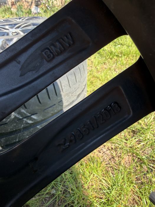 Jante si cauciucuri Bmw 18” in două marimi originale M pachet