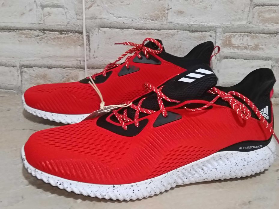 Adidas AlphaBounce numărul 50-51