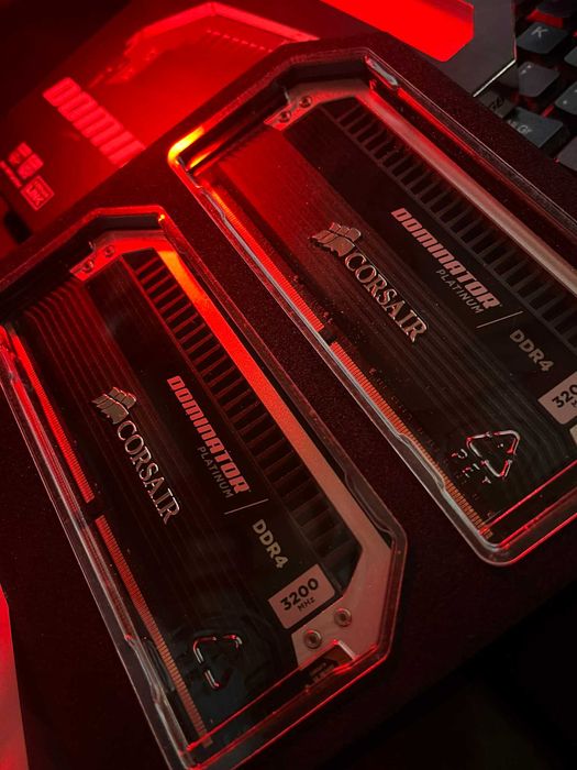 Memorie Ram Corsair Dominator Platinum RAM 32GB 4x8 DDR4 3200mhz CL16