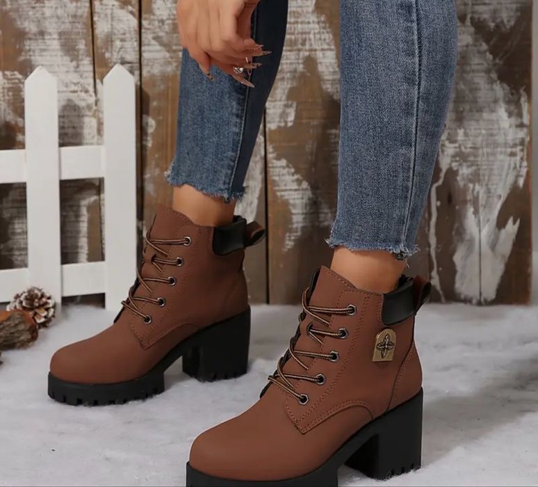 НОВИ мъжки и женски обувки