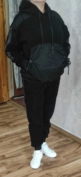 Спортивный костюм