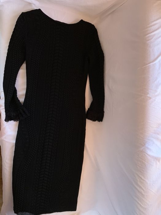 Рокля черна с дантела