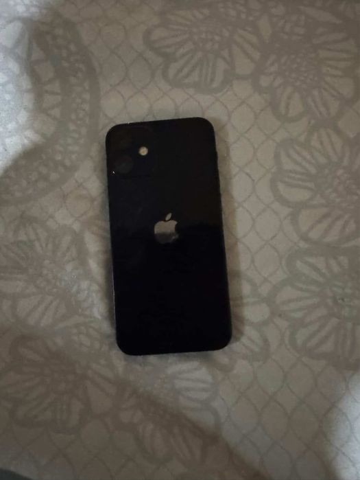 Vand sau schimb  iphone 12 mini in stare buna