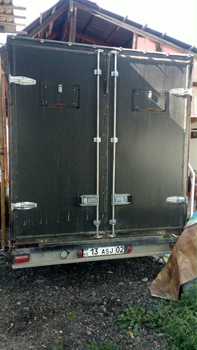 Грузовой прицеп, погрузка 2 т