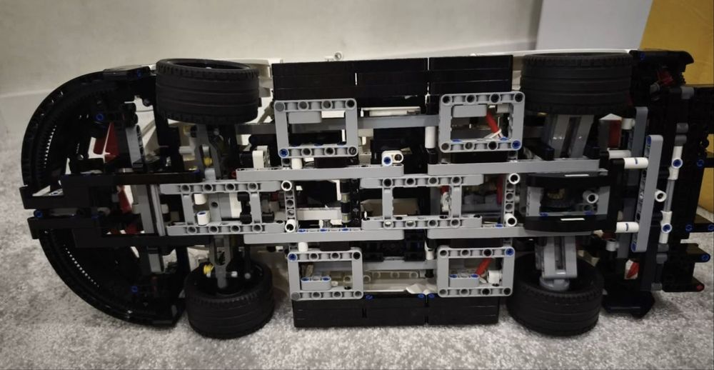 Lego Technic Porche и Ferrari б/у