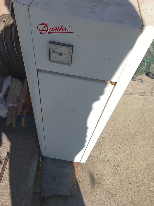 Продам котел газовый