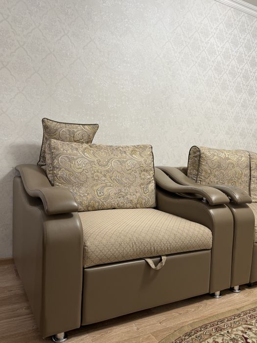 Диван Состояние среднее