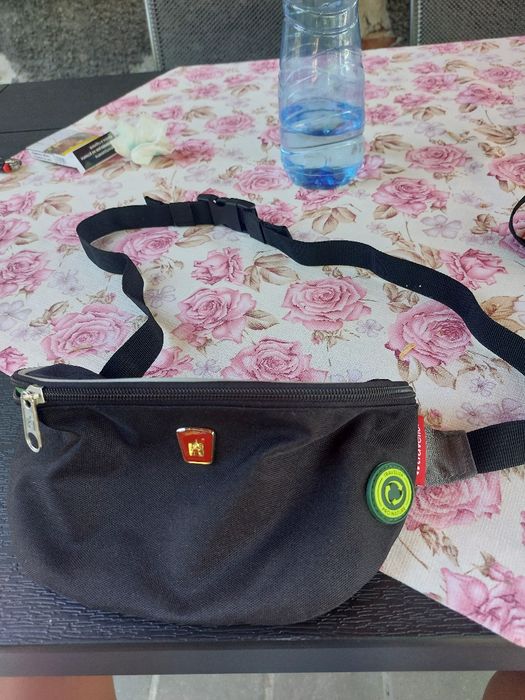 Чантички 2-е неносени