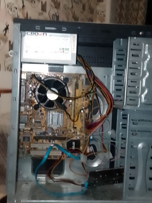 Продам офисный компьютер