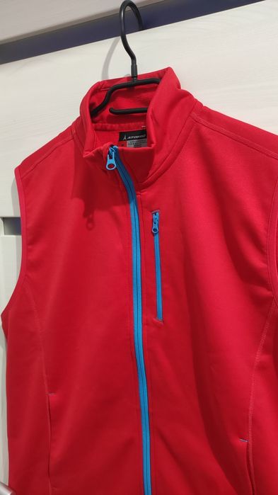 Мъжки елек 
 ATOMIC 
 size: M
 Отлично състояние