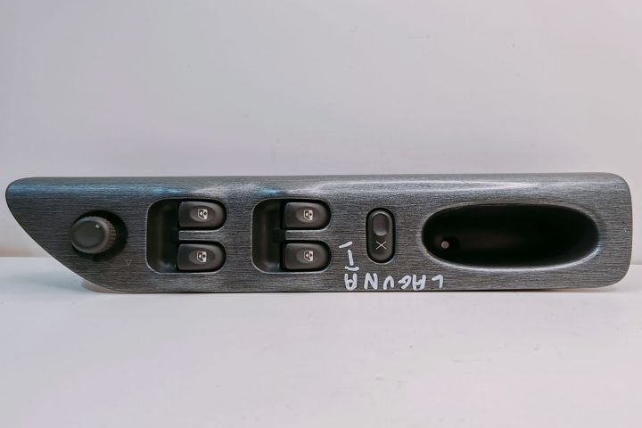Comanda Geamuri Butoane 7701707064 Renault Laguna prima generatie (fa