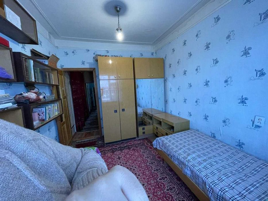 3 хоналик квартира 3 кават 6 микр, 70 остановка